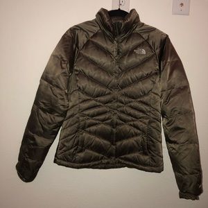 COPY - Women’s gold/brown puffer jacket